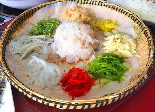 顺德美食之鱼生